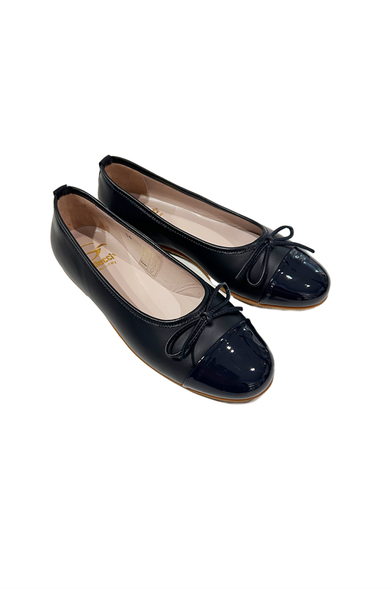 Ballerina Cap-Toe