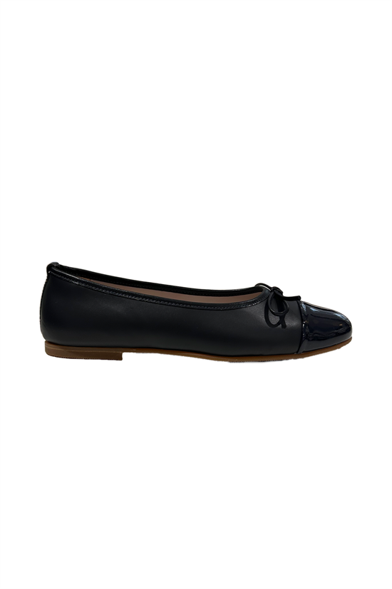 Ballerina Cap-Toe