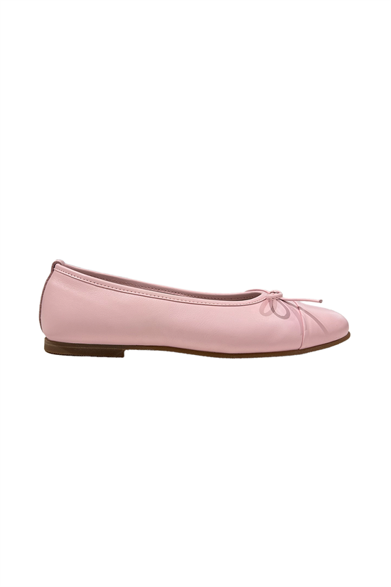 Ballerina Cap-Toe
