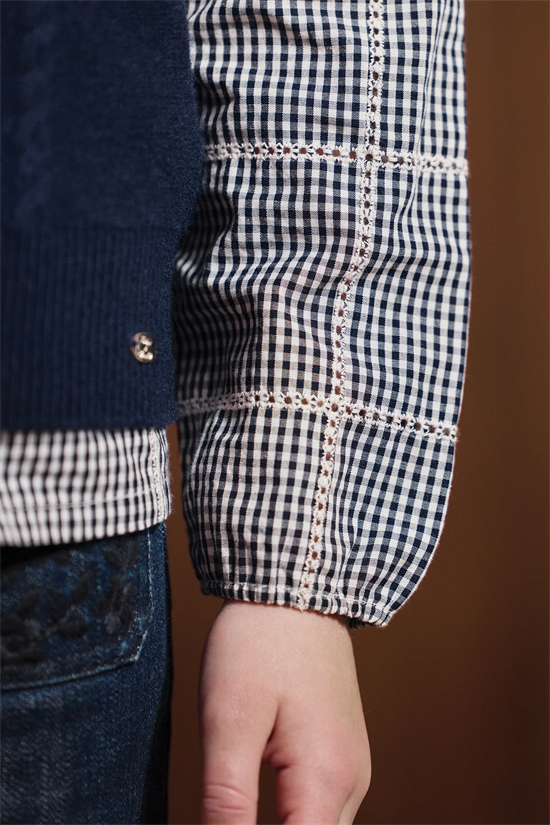 Blus Rutig