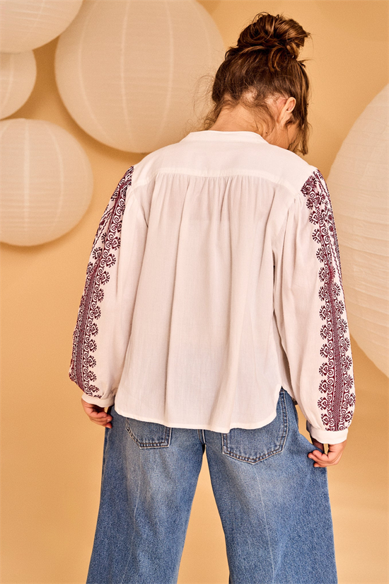 Blus Sinja