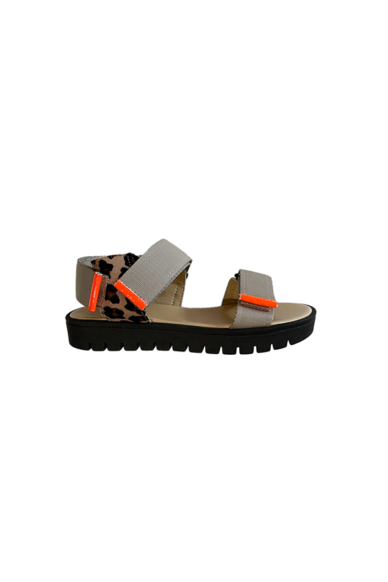 Sandal Leo