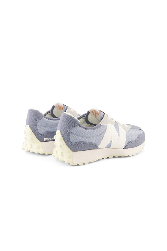 Sneaker 327