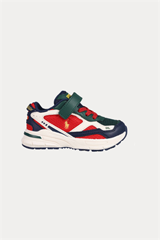 Sneaker Trackster