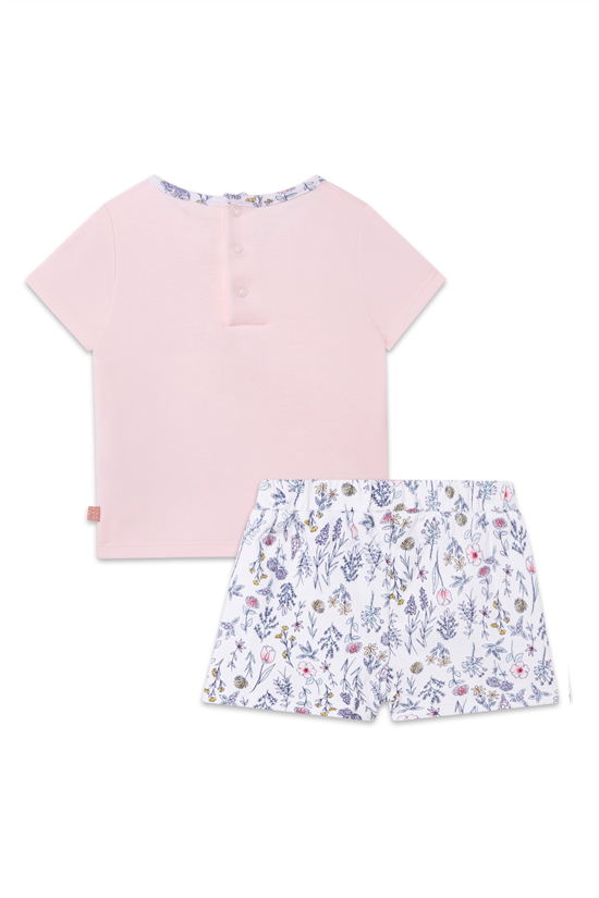 T-shirt + Shorts